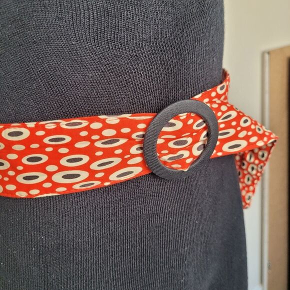 Astor Germany Made Belt Red Abstract Print 70s 80s 90s Fabric Loop Boho Gypsy - Picture 4 of 6